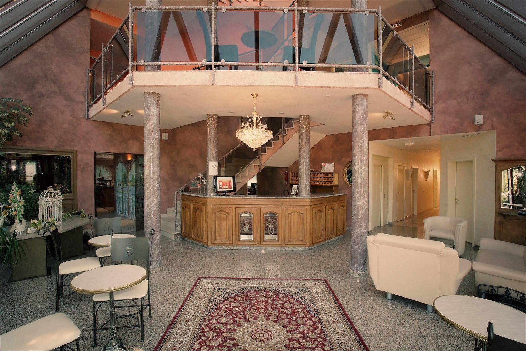 Hotel Champ Alsace Hagenau Exterior foto